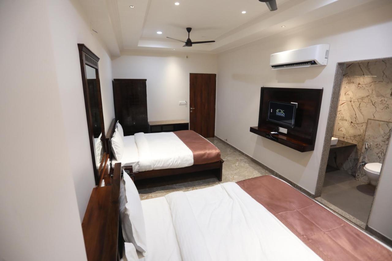 Chandan Kasturi Resort Dariāwad Exteriör bild